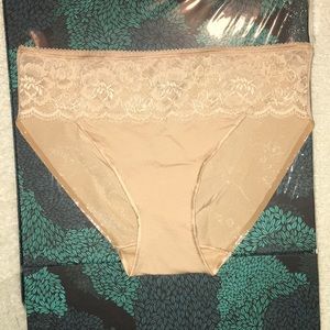 Vanishing edge microfiber in soft tan